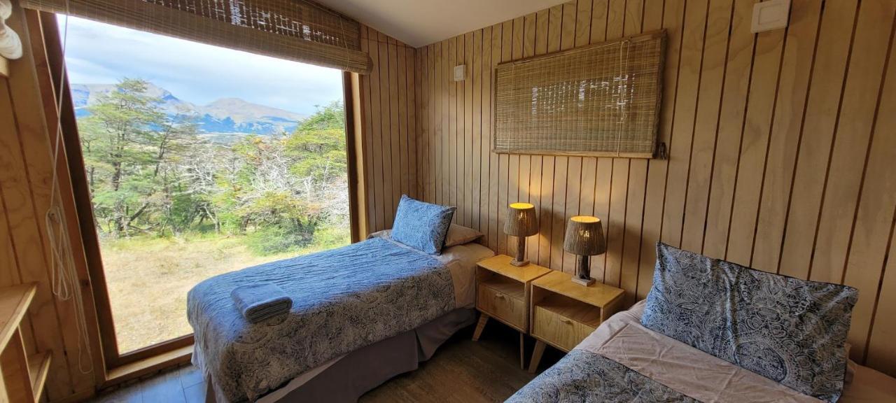Cabana En Laguna Azul Patagonia Bagual Villa Torres del Paine National Park Esterno foto